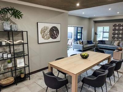 Apartment For Sale in Menlo Park, Pretoria