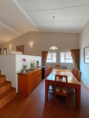 Duet For Sale in Menlo Park, Pretoria